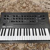 Korg Minilogue XD + Obal
