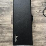 Fender Classic Series Strat/Tele Black Kufr pro elektrickou 
