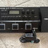 Multiefekt Boss GT-1