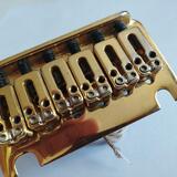 Predám PIEZO tremolo L.R.Baggs