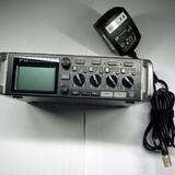 Rekordér Zoom F4