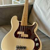 Fender Precision Standard USA 2012