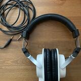 studiová sluchátka Yamaha HPH-MT5W