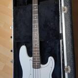 Fender Squier Precision EMG GZR Custom Bass 