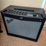 Fender mustang III V2 100 W+ velký Footswitch s displejem 