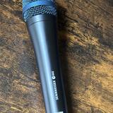 Sennheiser e945