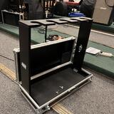 Thon Guitarstand – stojan/case na 5 kytar