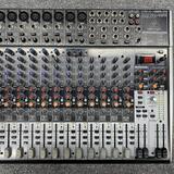 Behringer mix