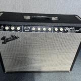 Fender Custom Vibrolux Reverb - 40 W, 2x10"