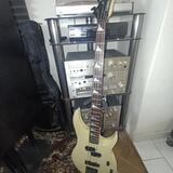 Celebrity by Ovation B2-2 