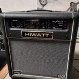 Baskytarové kombo Hiwatt Maxwatt B60 - top stav