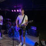 Kytarista (30+) hledá zábavovou kapelu — Liberecký kraj