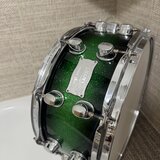 MAPEX SATURN III GREEN APPLE BURST 14x6,5 WALNUT/MAPLE