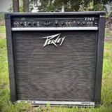 Basové kombo PEAVEY TNT 115 S