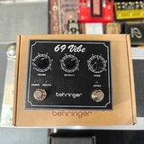 Behringer '69 Vibe Univibe klon