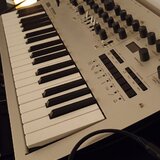 Korg Minilogue Syntetizátor