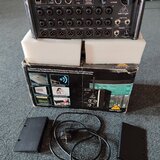 Behringer Xr18