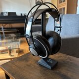 AKG K702 