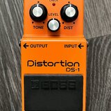 BOSS DS-1 DISTORTION (MADE IN TAIWAN)