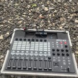 MIDI kontrolér AKAI Professional APC 40 Mk2