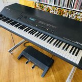 Roland RD-1000
