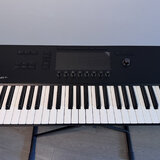NI Kontrol S49 Mk3 (jako nový) + Komplete 15 Ultimate 