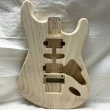 Koupím kytarové tělo s Floyd rose