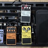 Prodám kompletní pedalboard i s flight casem