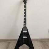 Jackson JS32T King V AH Gloss Black