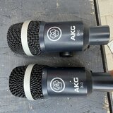 AKG D40