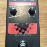 TC-HELICON Voicetone R1 