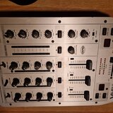 Prodám tříkanálový DJ mix Behringer VMX300