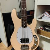 Vyměním Sterling Ray 4 za Jazz bass