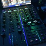 Native Instruments Traktor Kontrol X1 Mk3 DJ kontroler