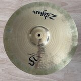 Zildjian 16” S Series Medium Thin Crash prasklý
