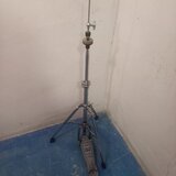 Stojan hi-hat Pearl otočné nohy