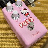 Fender x Hello Kitty Fuzz