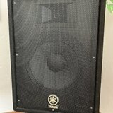Pasívne reproboxy Yamaha AX12