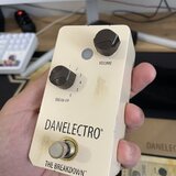 Danelectro The Breakdown