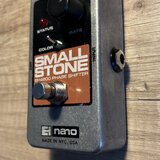 EHX small stone NANO EH4800 phase shifter