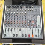 Mixazni pult Behringer