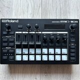 Roland MC-101 (+ decksaver, case)