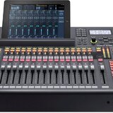 Roland M200i