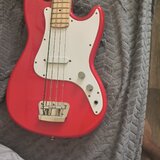 Squier by Fender bronco bass 