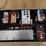 Kompletní pedalboard! 