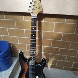 Squier strat
