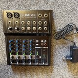 Mackie Mix8