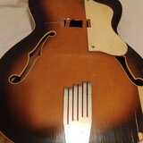 Tělo kytary Gibson, cca 60 léta.