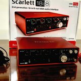  Focusrite Scarlett 18i8 (2nd Gen) – Kompletní balení