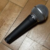 Shure SM48 – dynamický vokální mikrofon, s obalem 